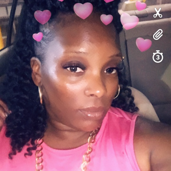 tonya381979